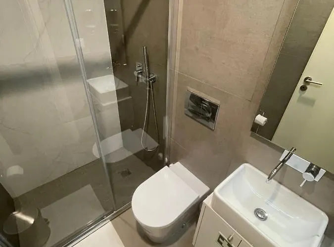 Апартаменты Cc Downtown Palace - E