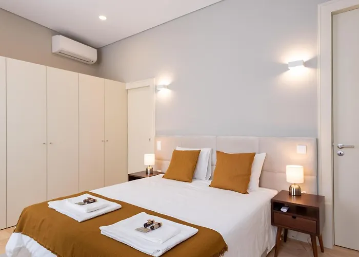 Cc Downtown Palace - E Oporto